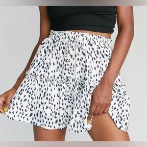 Princess Polly White and Black Skirt